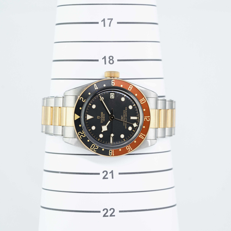 تودور بلک بِی - جی ام تی - طلا و استیل - سایز مخروط