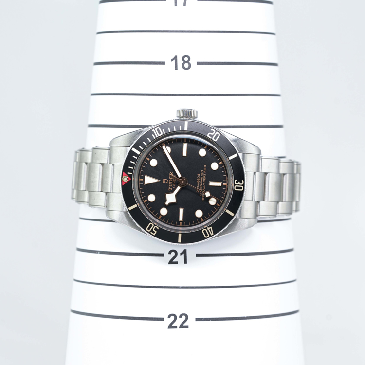 تودور بلک بی - مشکی 58 - سایز مخروط