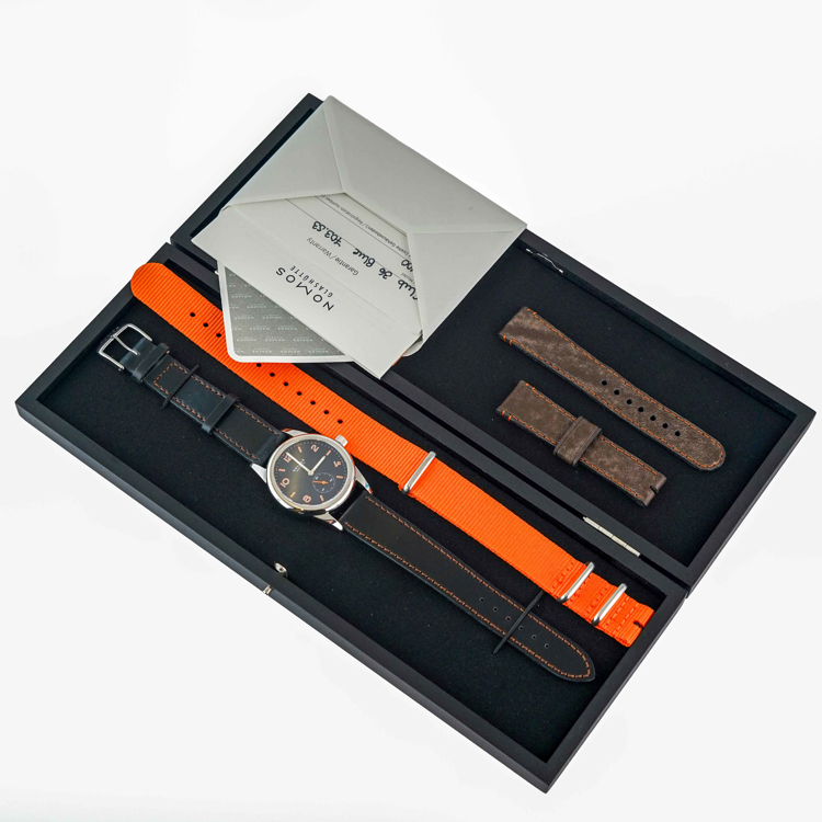 نوموس کلاب 36mm-آبی Ace Jewelers-کوکی-پشت قاب شیشه‌ای-تولید محدود - جعبه و کارت۲